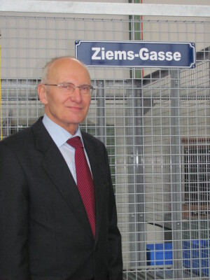 Ehrung Prof. Ziems, Foto:Frau Reinhold