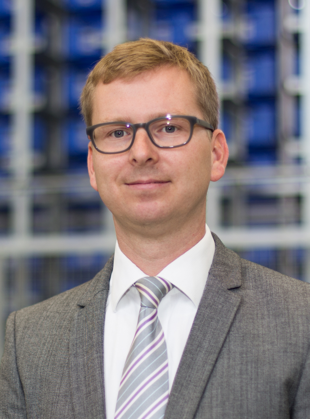 Prof. Dr.-Ing. Sebastian Trojahn Prof. Dr.-Ing. Sebastian Trojahn